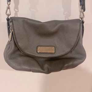 Marc Jacob’s cross body purse